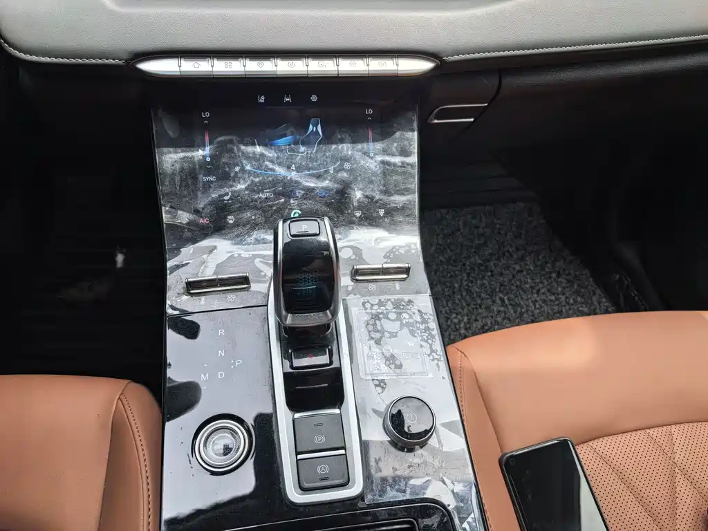 Chery Tiggo 8 PLUS 2022 290TGDI DCT Luxury Edition+
