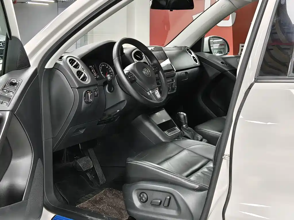 Volkswagen Tiguan 2017 300TSI Automatic FWD Silk Road Fashion Edition