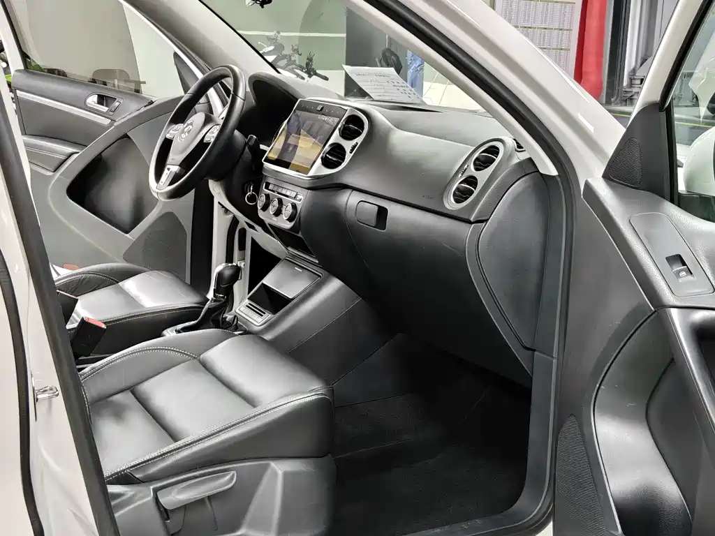 Volkswagen Tiguan 2017 300TSI Automatic FWD Silk Road Fashion Edition