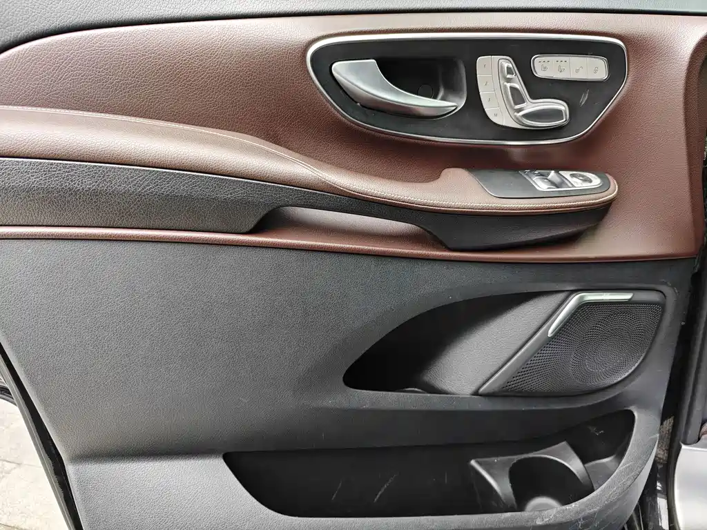 Mercedes-Benz V-Class 2021 V 260 L Long Wheelbase Luxury Edition