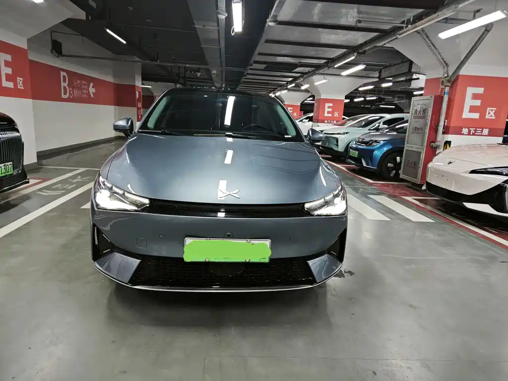 XPeng P5 2021 550P