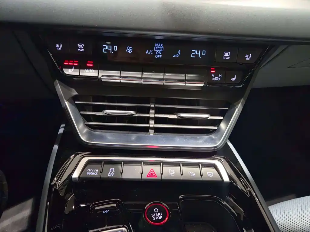 Audi e-tron GT 2023 Base