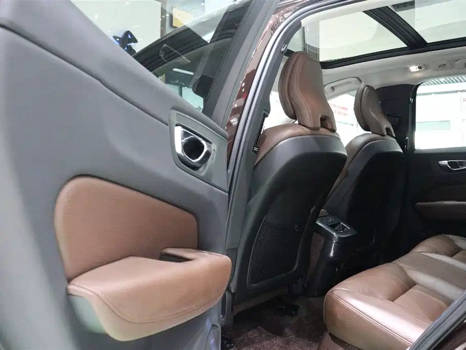 Volvo XC60 2019 T5 AWD Zhiyi Edition China VI