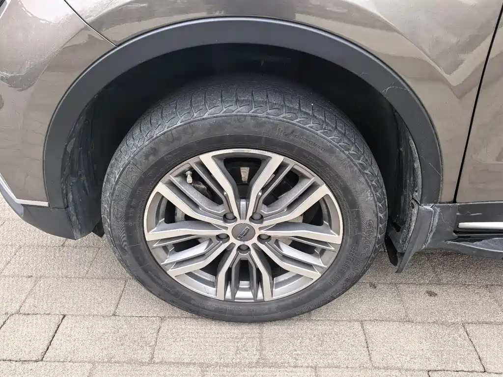 Geely Boyue 2020 1.8TD DCT Zhilian PRO