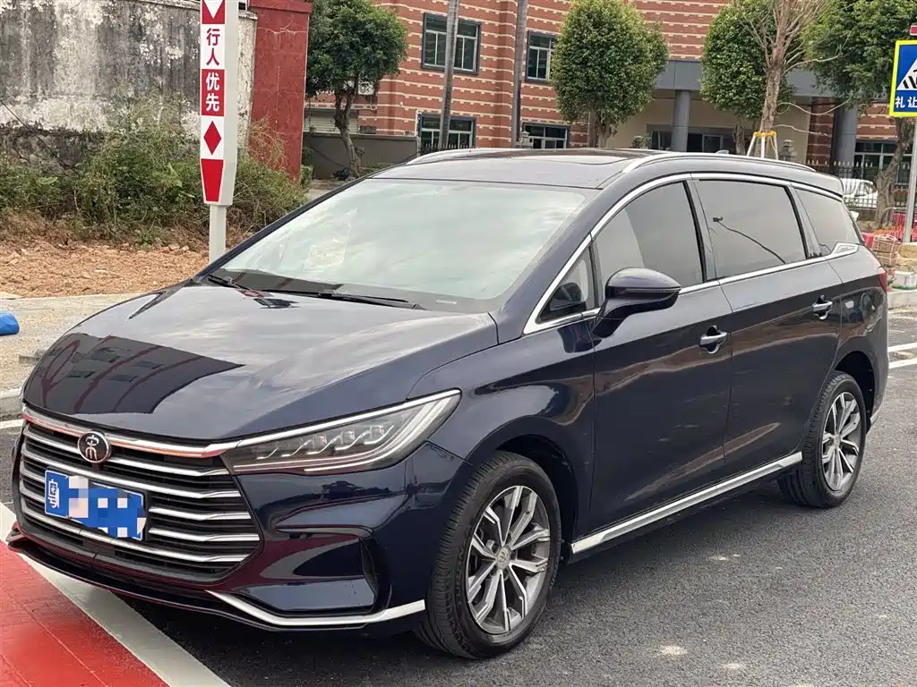 BYD Song MAX 2021 Upgraded Edition 1.5T Automatic Luxury 7-Seater