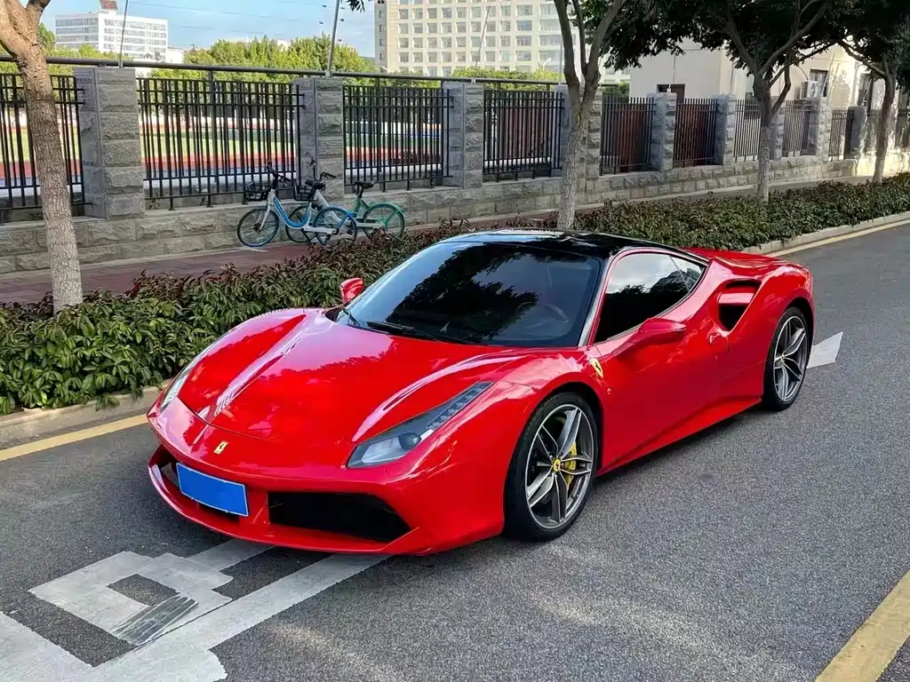 Ferrari 488 GTB 2015