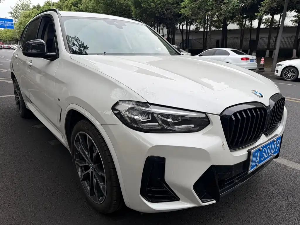 BMW X3 2022 xDrive30i Leading Edition M Night Shadow Package