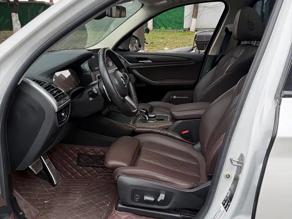 BMW X3 2022 xDrive30i Leading Edition M Night Shadow Package