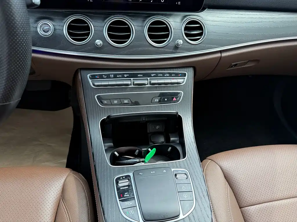 Mercedes-Benz E-Class 2021 E 300 L Sport Fashion