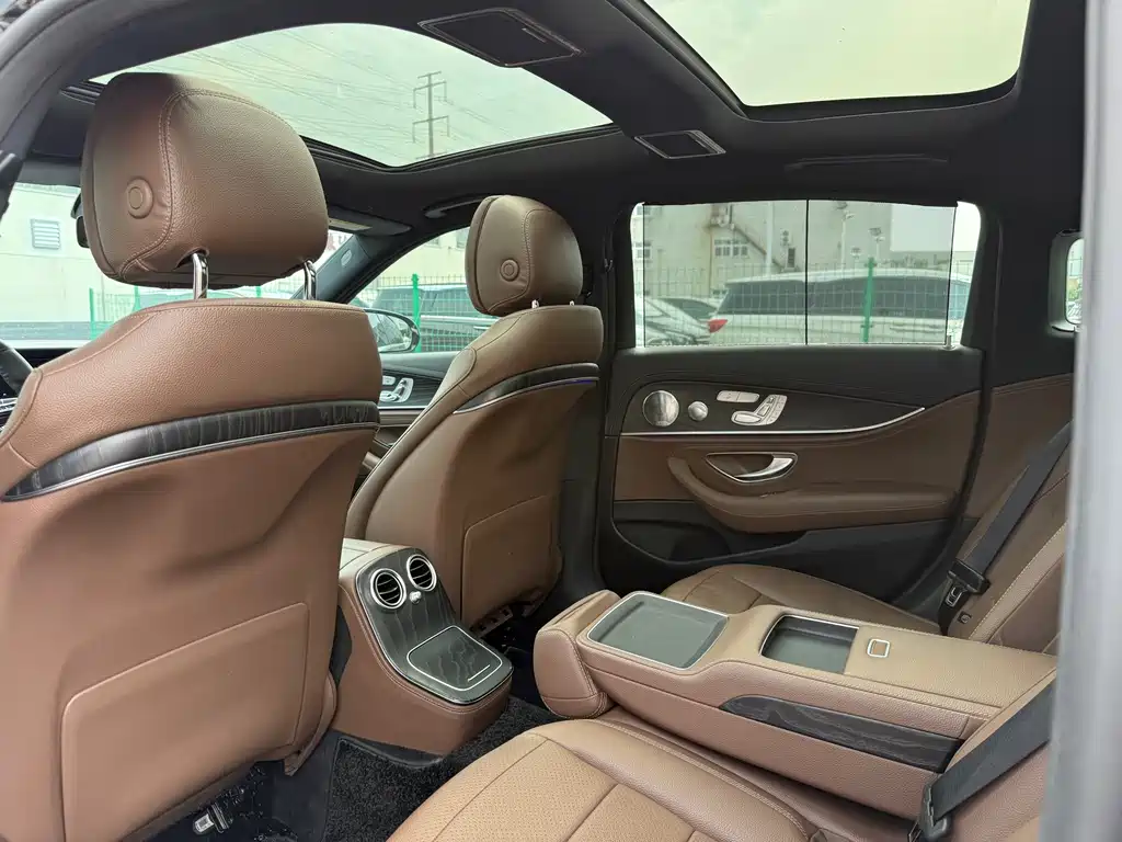 Mercedes-Benz E-Class 2021 E 300 L Sport Fashion