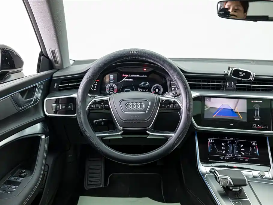 Audi A7L 2024 45 TFSI Luxury