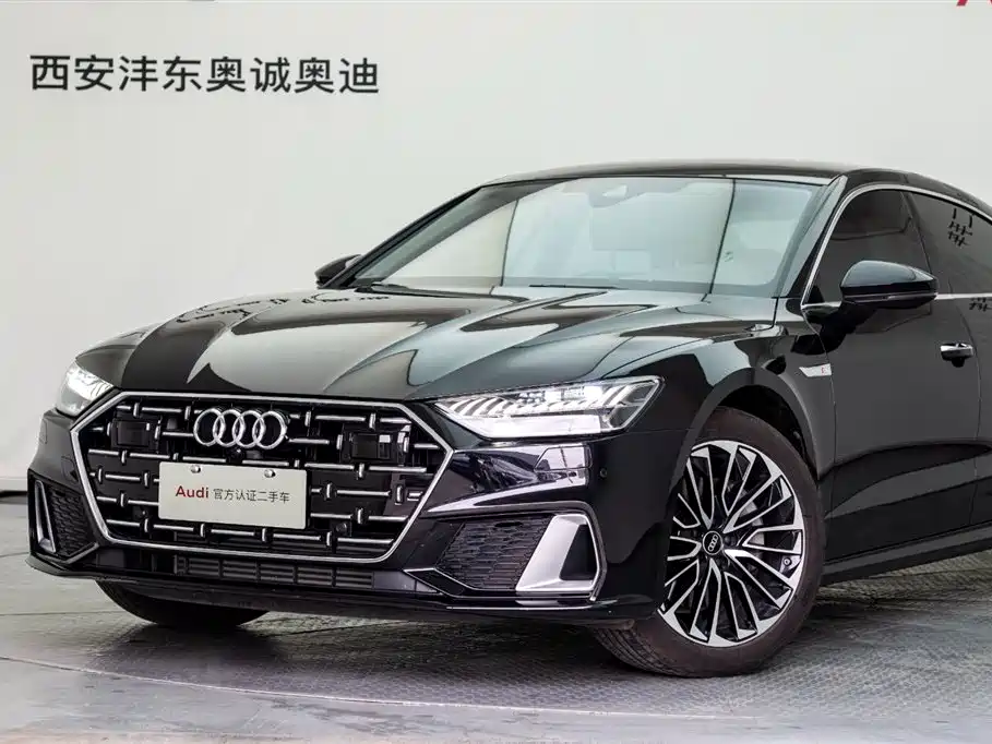 Audi A7L 2024 45 TFSI Luxury