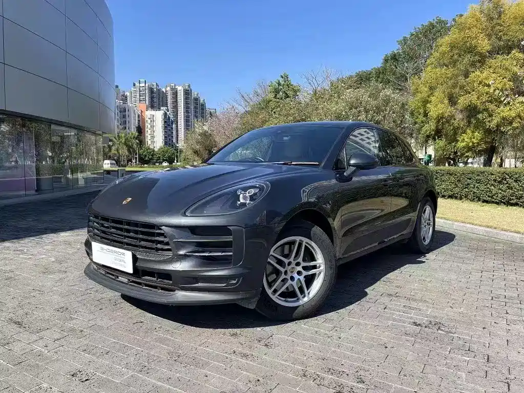 2018 Macan 2.0T