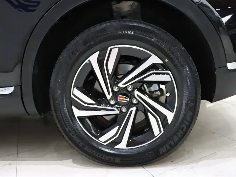 Hongqi HS5 2022 Facelift 2.0T ZhiLian QiXiang Edition