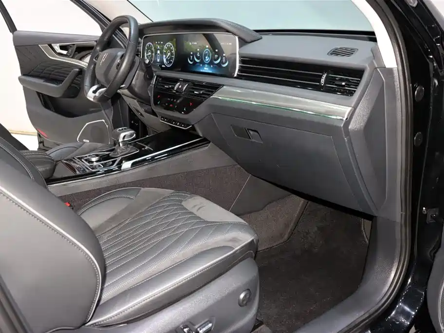 Hongqi HS5 2022 Facelift 2.0T ZhiLian QiXiang Edition