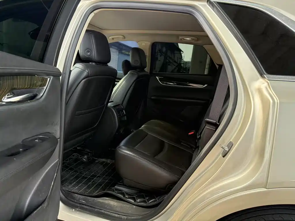 Cadillac XT5 2016 28T AWD Luxury