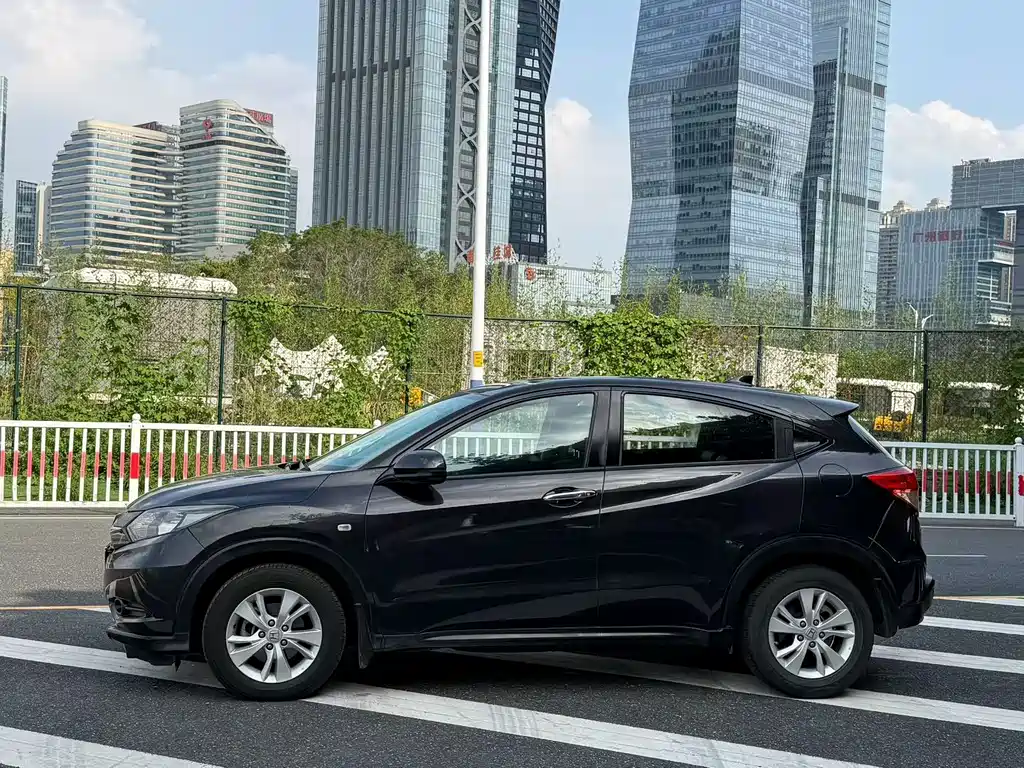 Honda Vezel 2017 1.8L CVT 2WD Elite Edition