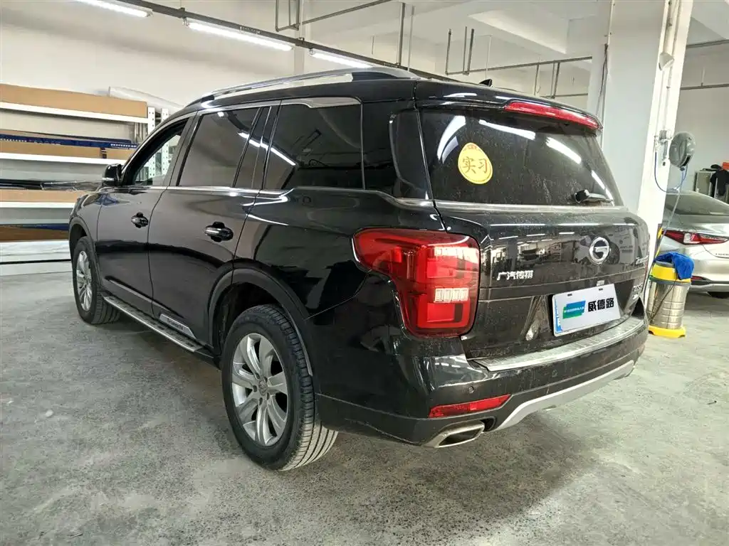 GAC Trumpchi GS8 2017 320T 2WD Luxury Edition (7-Seater)