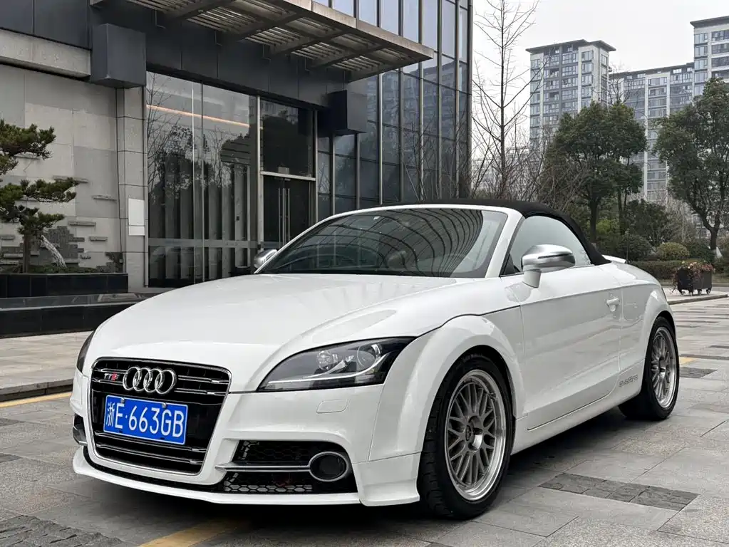 Audi TTS 2011 TTS Roadster 2.0TFSI quattro