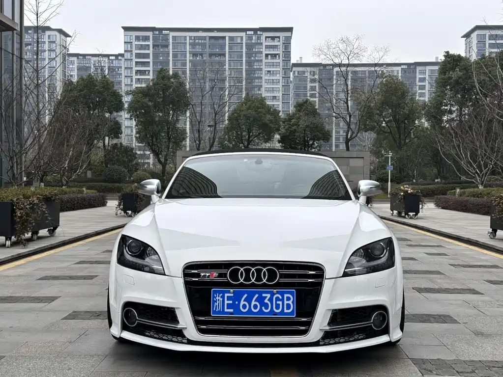 Audi TTS 2011 TTS Roadster 2.0TFSI quattro