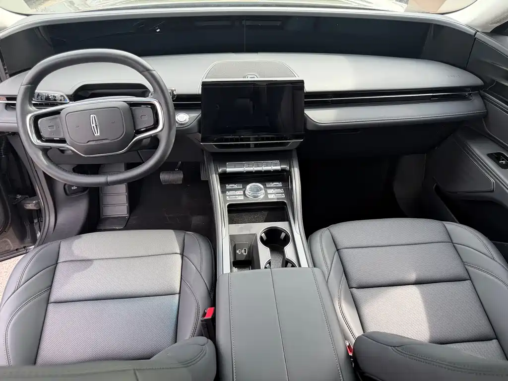 Lincoln Nautilus 2026 2.0T FWD Qi Hang Edition