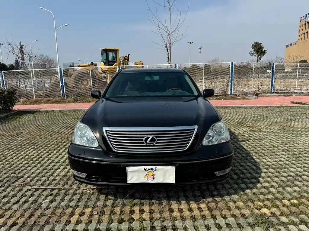Lexus LS 430