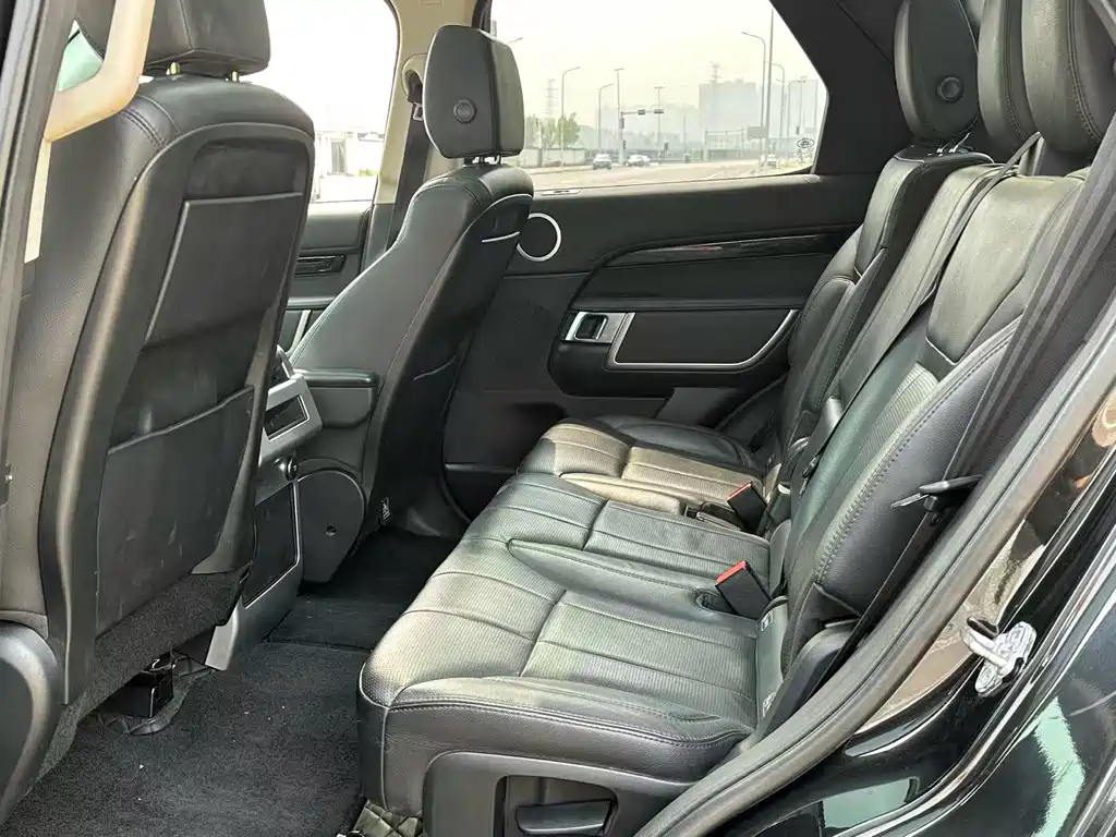 Land Rover Discovery 2017 3.0 SC V6 SE