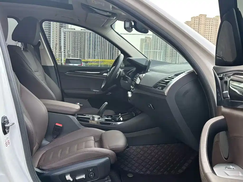 BMW X3 2021 xDrive30i Leading Edition M Sport Package