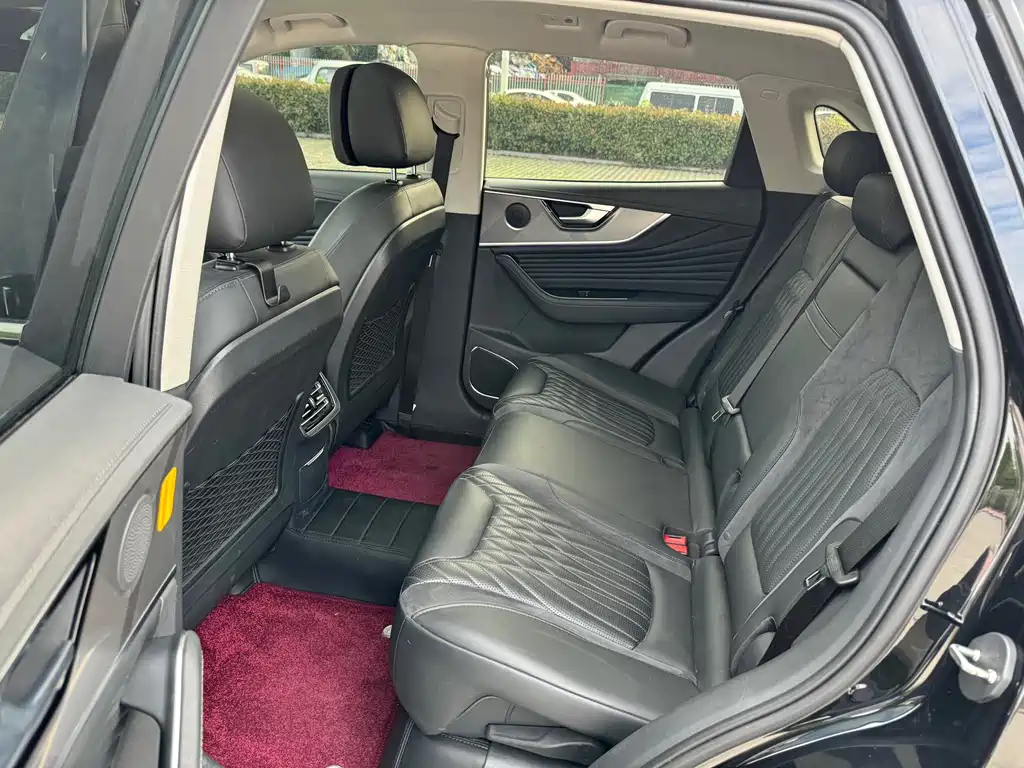 Hongqi HS5 2023 2.0T AWD Qi Xiang Pro