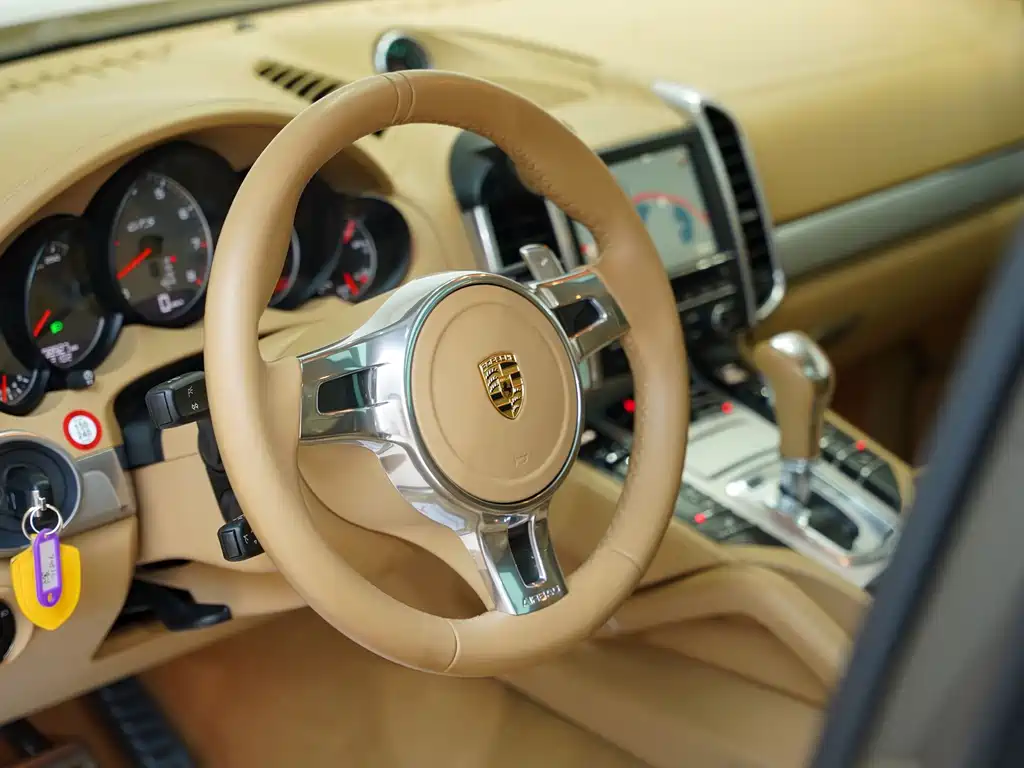 Porsche Cayenne GTS 4.8L 2012