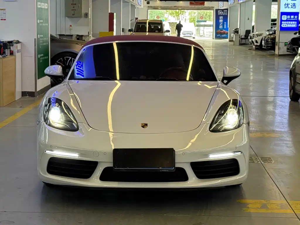 Porsche 718 Boxster 2.0T