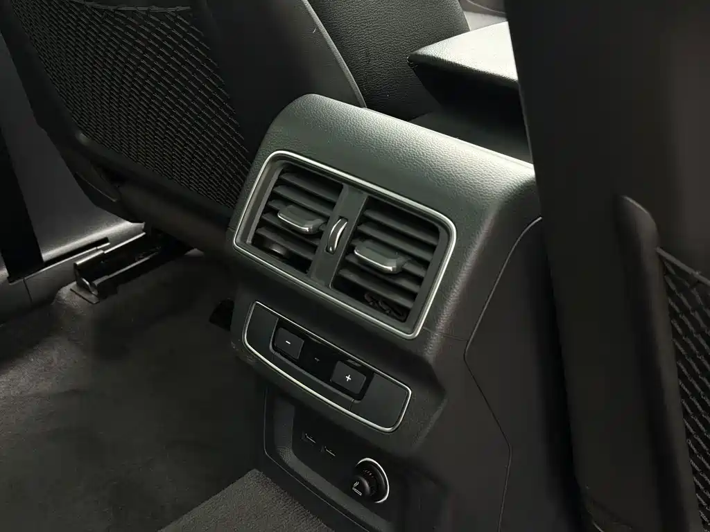 Audi Q5L 2020 40 TFSI Progressive