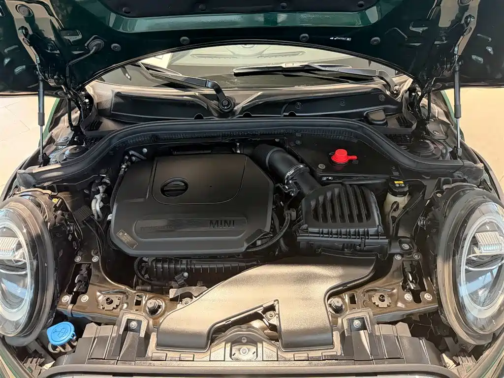 MINI 2018 1.5T COOPER Artist