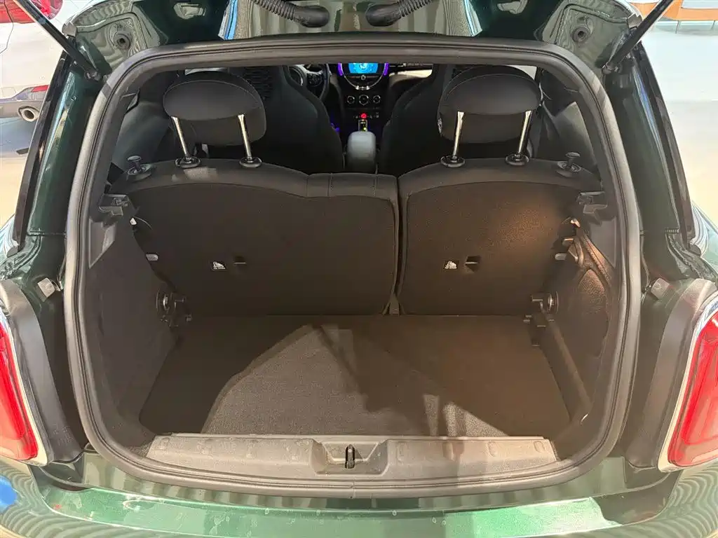 MINI 2018 1.5T COOPER Artist