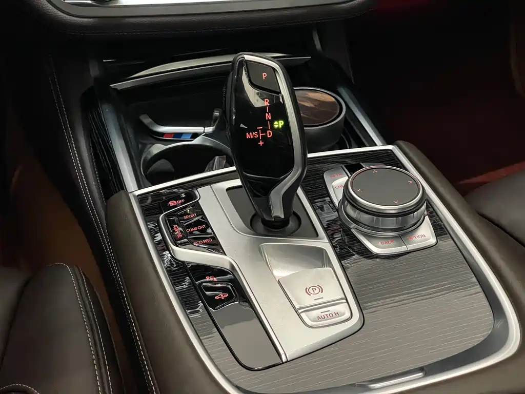 BMW 7 Series 2021 740Li Leading Edition M Sport Package