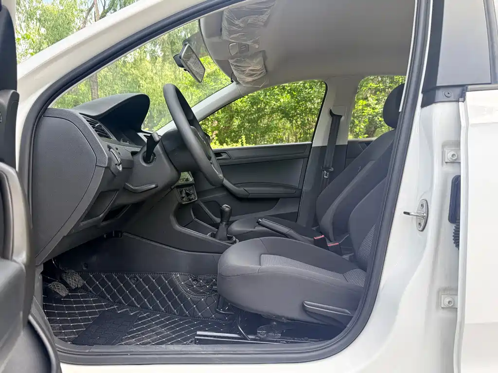Santana 2016 1.6L Manual Fengshang Edition