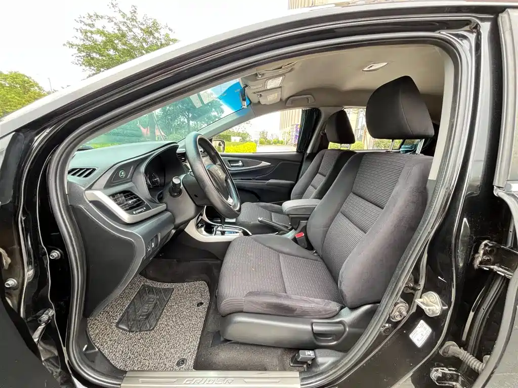 Honda Crider 2016 1.8L CVT Comfort Edition