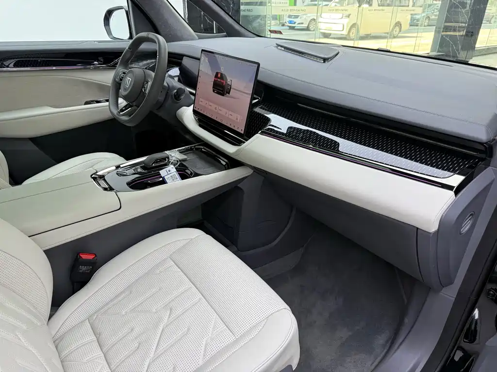 Zeekr 009 2024 Six-Seat Executive Edition AWD 108kWh
