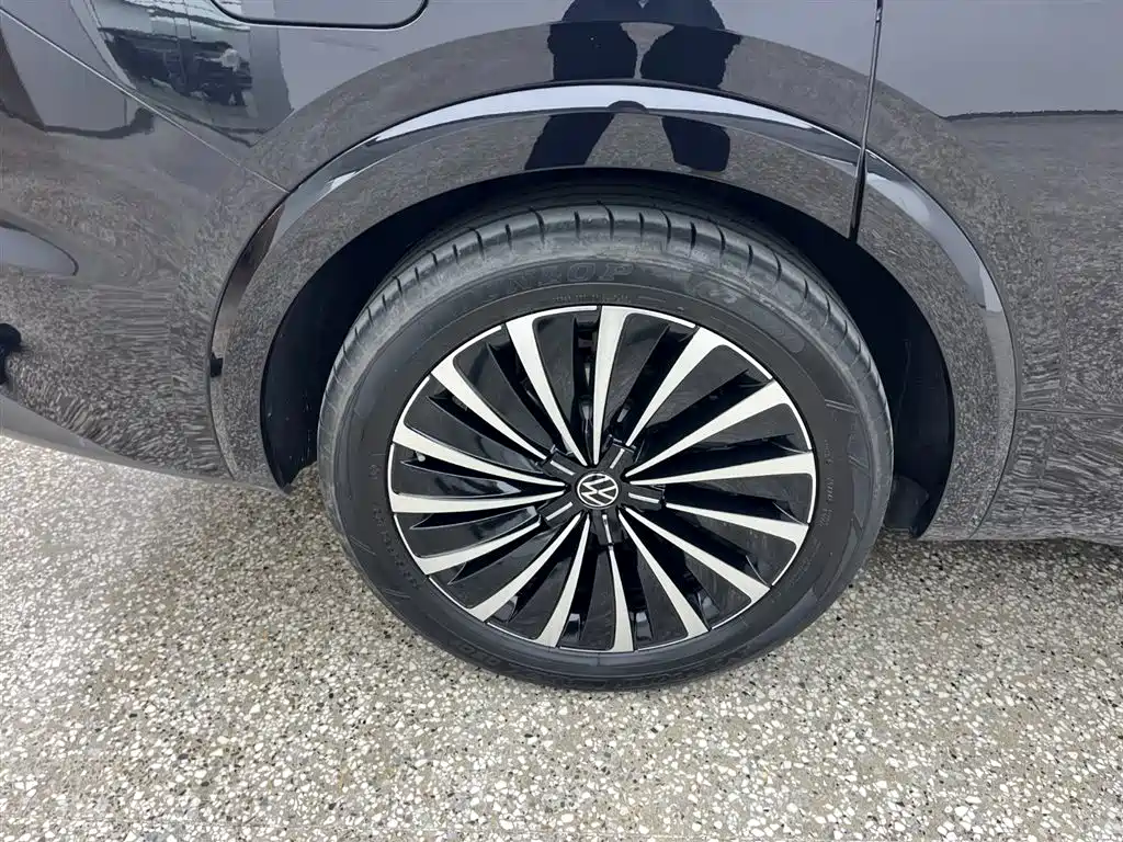 Viloran 2024 380TSI Prestige Edition