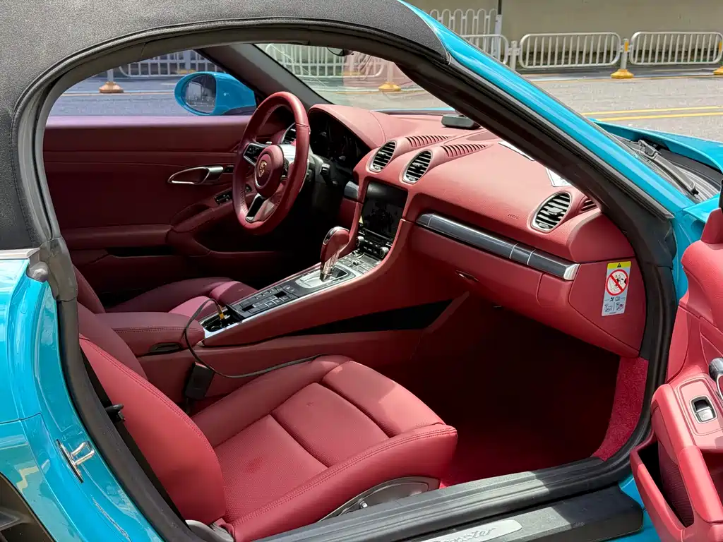 Porsche 718 Boxster 2.0T 2020