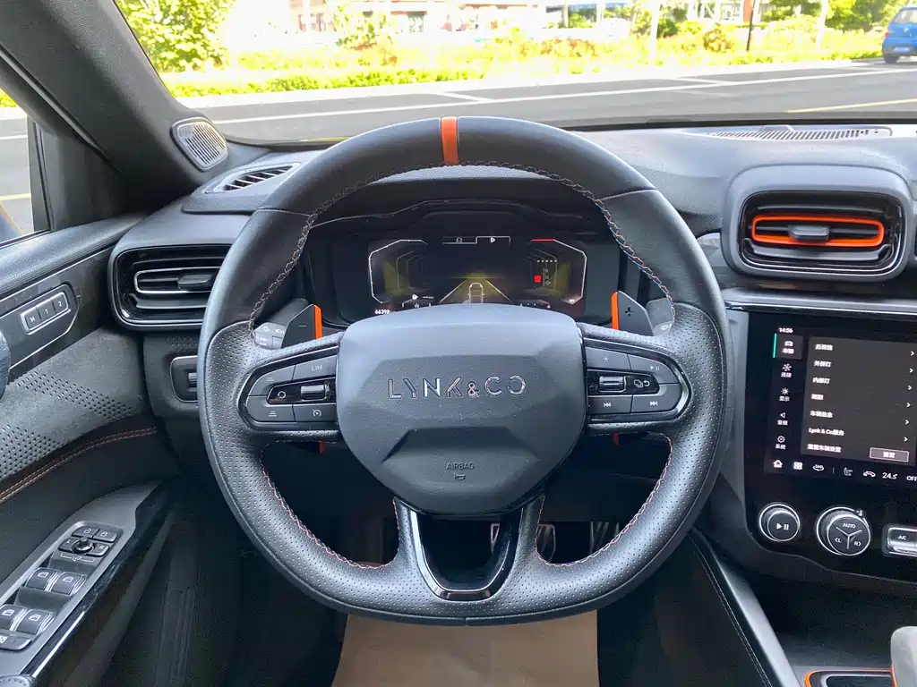 Lynk & Co 02 Hatchback 2021 2.0TD Halo Driving Control Package Edition