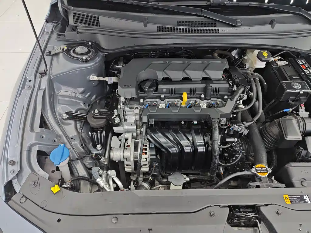 Hyundai Elantra 2023 1.5L CVT Premium