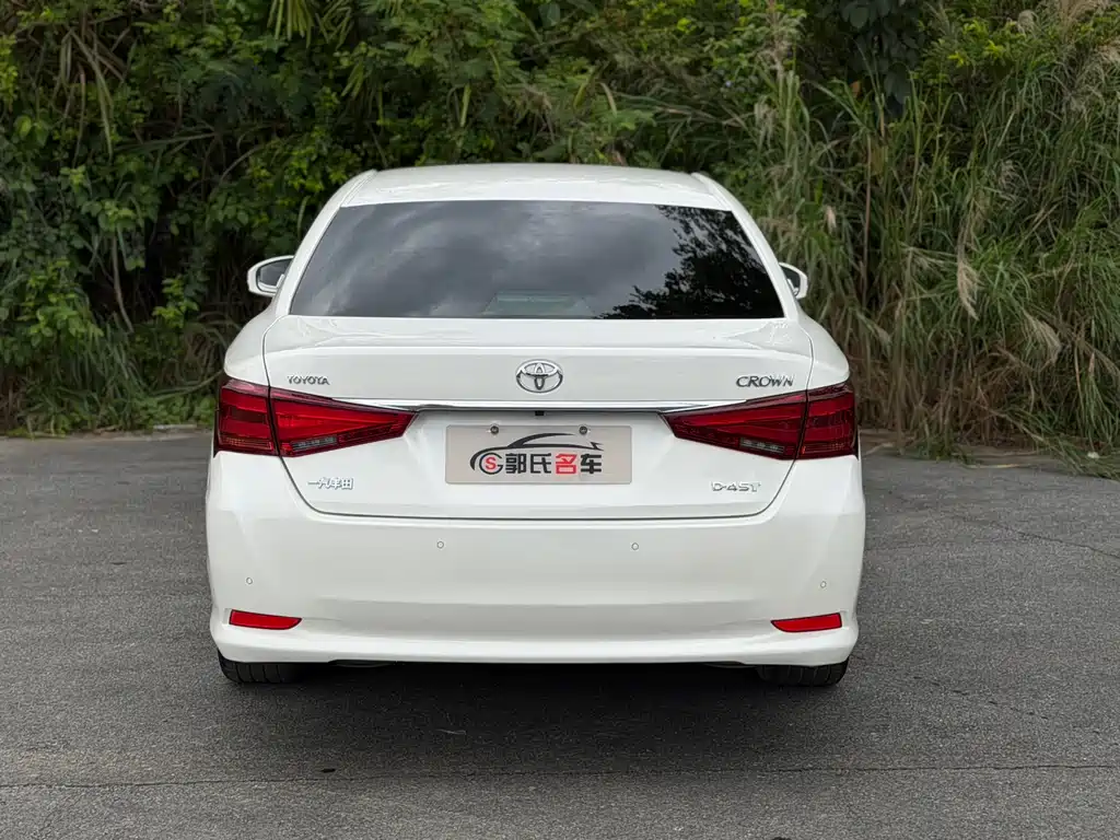 Toyota Crown 2015 2.0T Fashion Edition