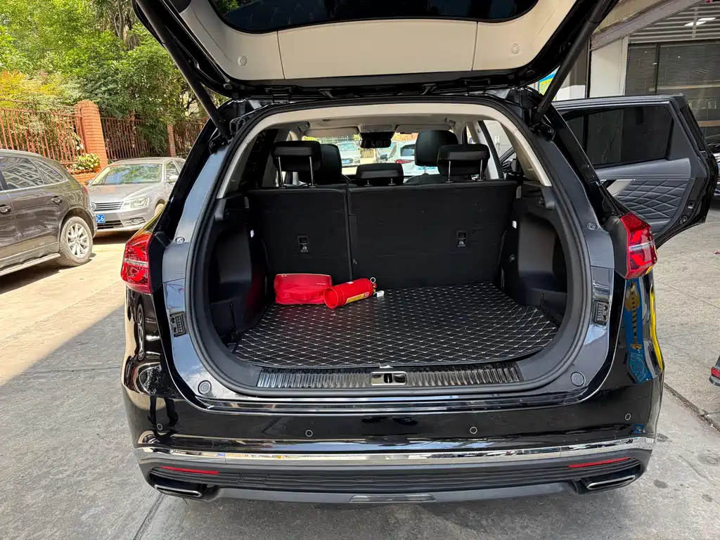 Hongqi HS5 2022 2.0T Intelligent Connected Flagship Enjoy AWD