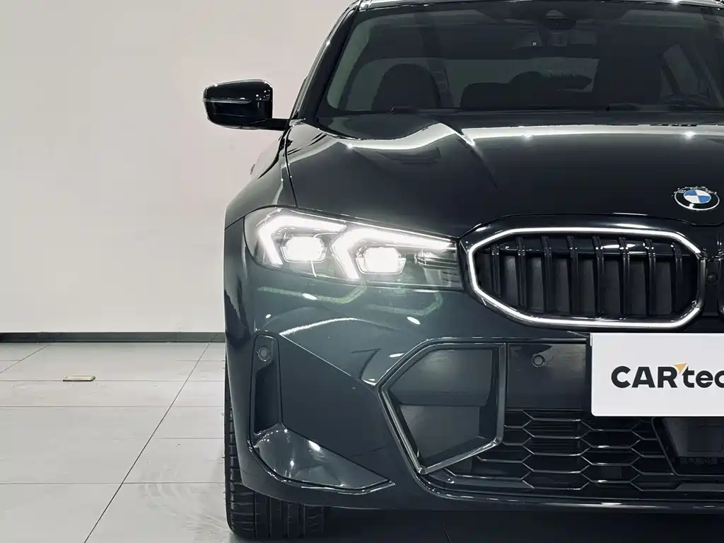 BMW 3 Series 2025 330Li M Sport Night Edition