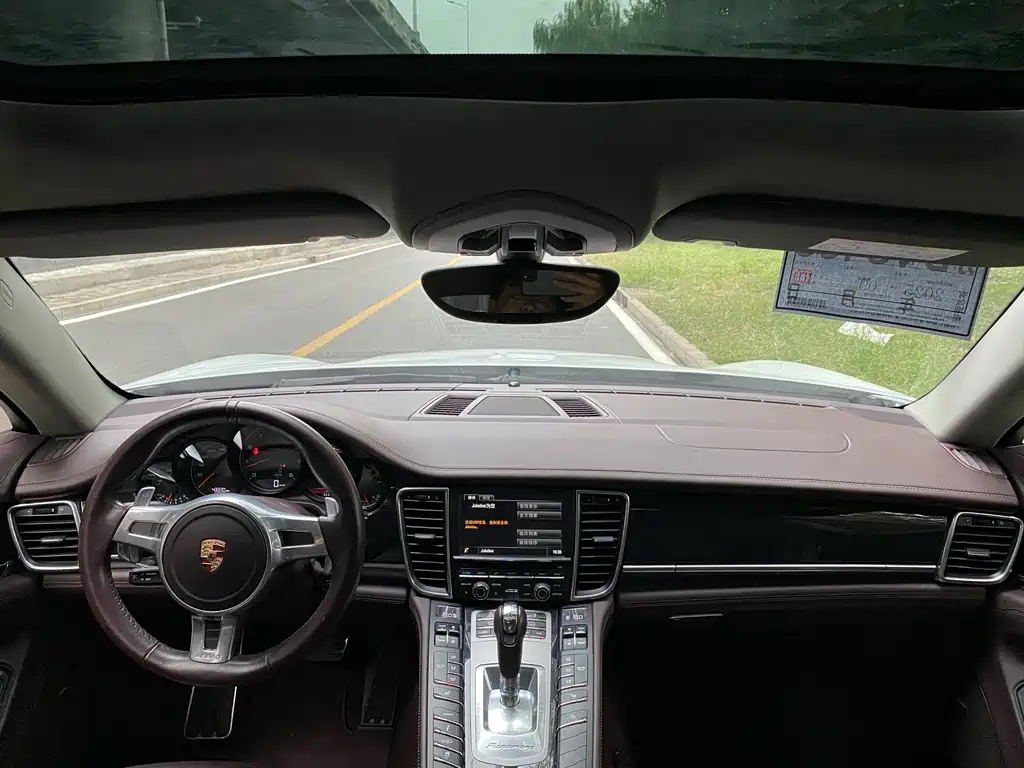 Porsche Panamera 2014 3.0T