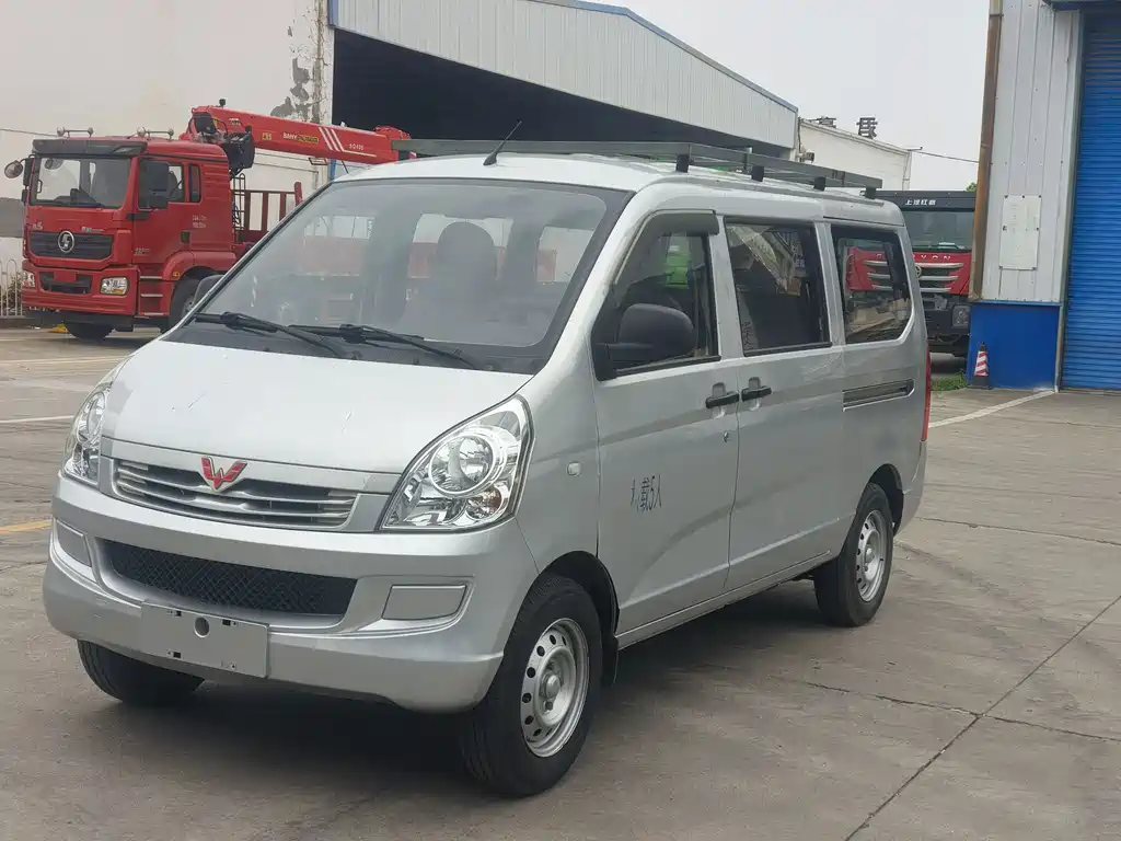 Wuling Rongguang S 2021 1.2L Standard Air Conditioning Edition 5-Seater LSI