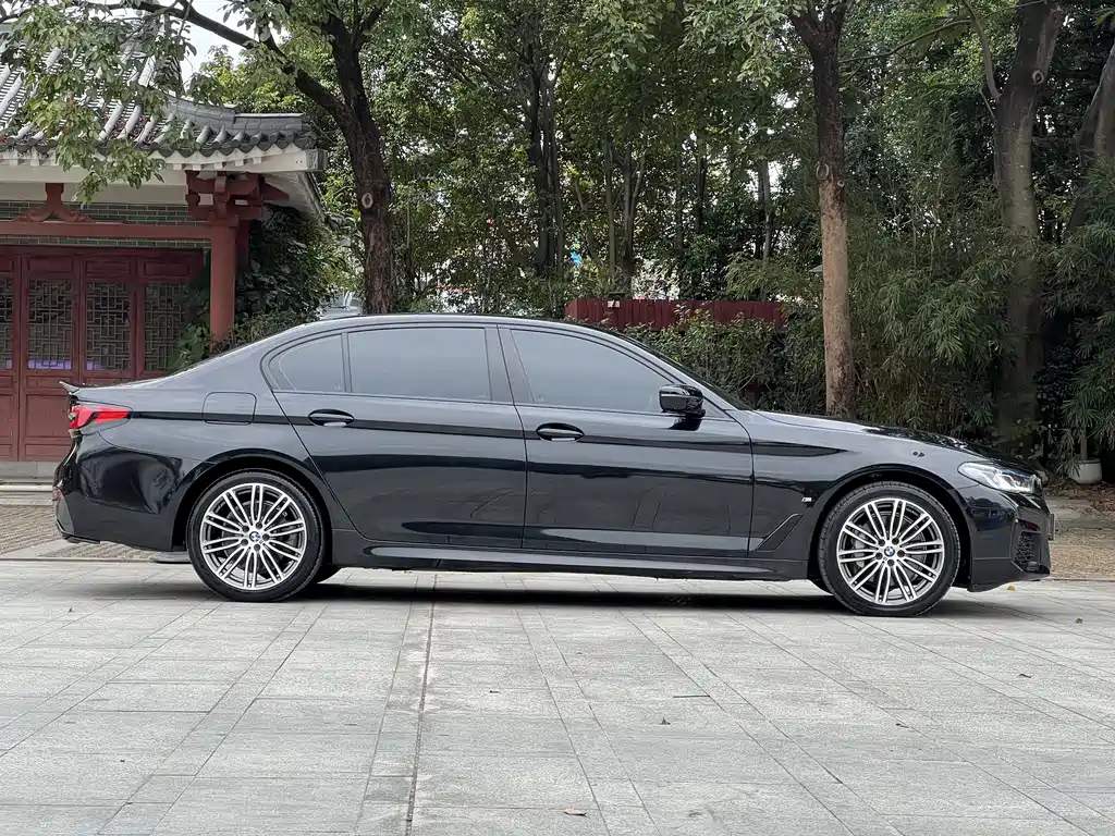 BMW 5 Series 2019 Facelift 530Li Leading Edition M Sport Package