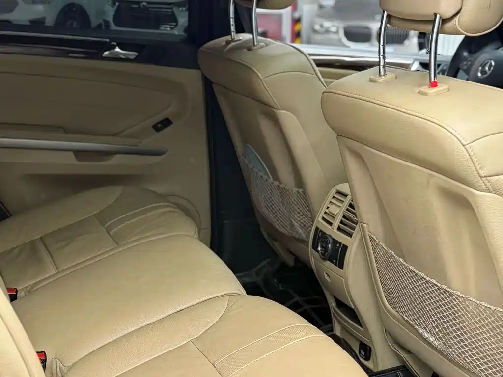 Mercedes-Benz M-Class 2010 ML 350 4MATIC Luxury Edition
