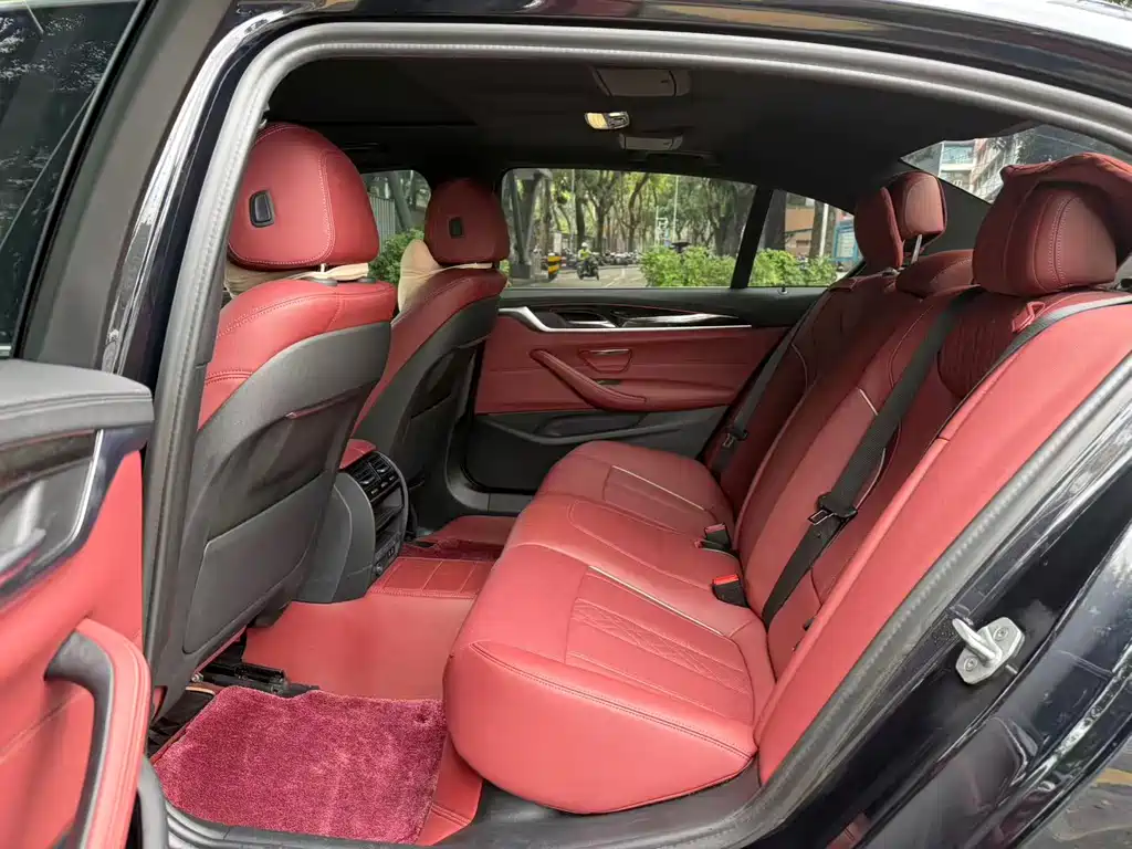BMW 5 Series 2022 Facelift II 525Li M Sport Package